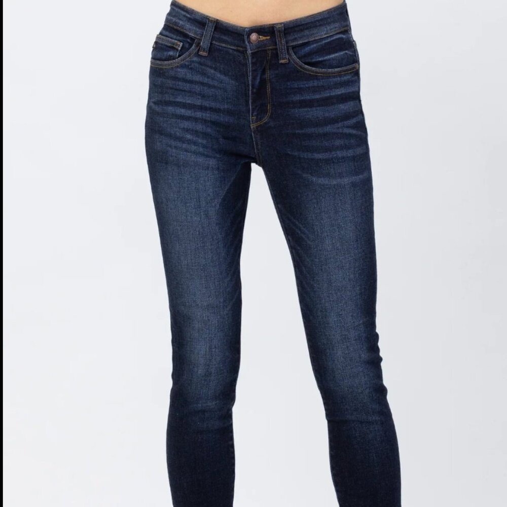 Judy Blue Cuffed or Uncuff Skinny Plus